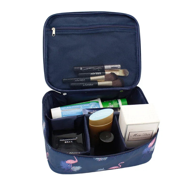 Große, tragbare, wasserdichte und gepolsterte Kosmetiktasche für Damen – ideal für Reisen und als Aufbewahrungstasche für Kosmetikerinnen.