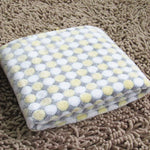 Soft Flannel Pet Blanket Dots Printed Breathable Bed Mat Warm Pet Sleeping Cushion Cover for Pet Dog Cat, S, M, L