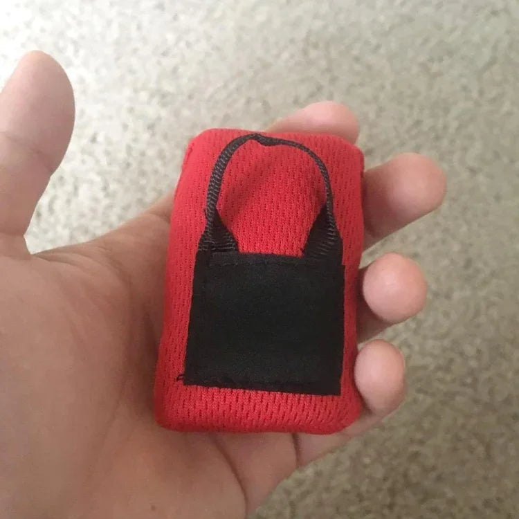 Tragbare ultradünne faltbare Campingmatte, wasserdichte Taschendecke, Picknickdecke für draußen, Sandstrandmatte, Größe: 70 x 110 cm, 70 x 110 cm Rot, 70 x 110 cm Blau