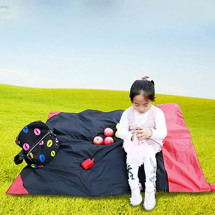 Tragbare ultradünne faltbare Campingmatte, wasserdichte Taschendecke, Picknickdecke für draußen, Sandstrandmatte, Größe: 70 x 110 cm, 70 x 110 cm Rot, 70 x 110 cm Blau