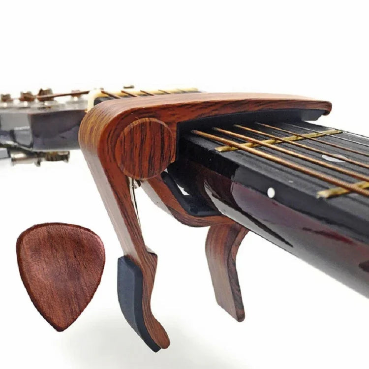 2-in-1-Set aus massivem Holz für Folk-Gitarren: Kapodaster + Plektrum
