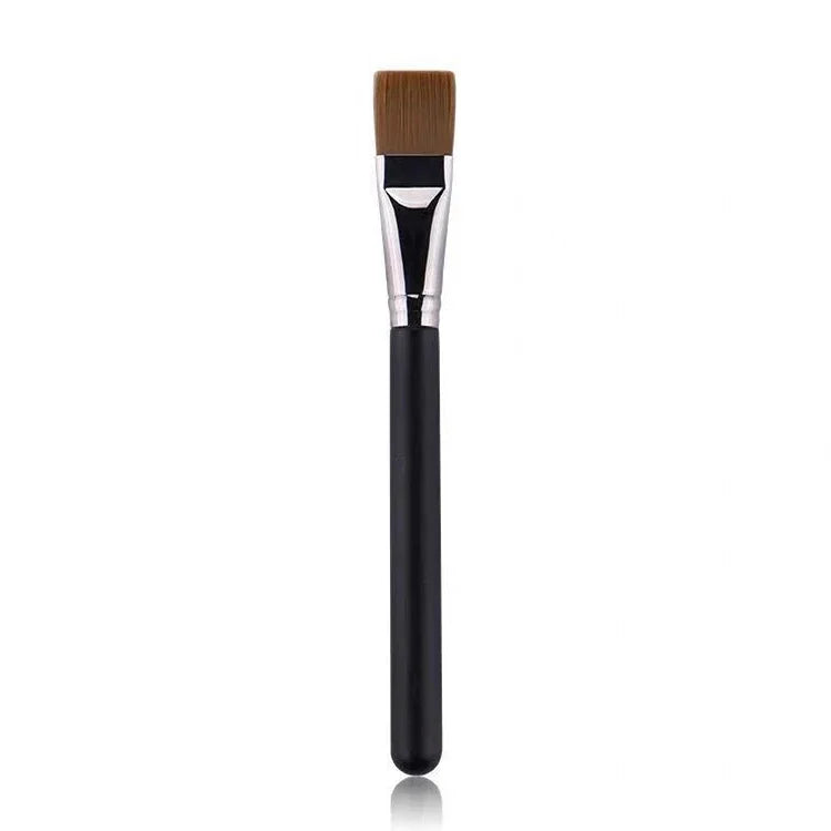 4-teiliges Set Make-up-Pinsel aus Kunstfasern mit Holzgriff: Foundation-Pinsel 191, Concealer-Pinsel 270, diagonaler Foundation-Pinsel 170