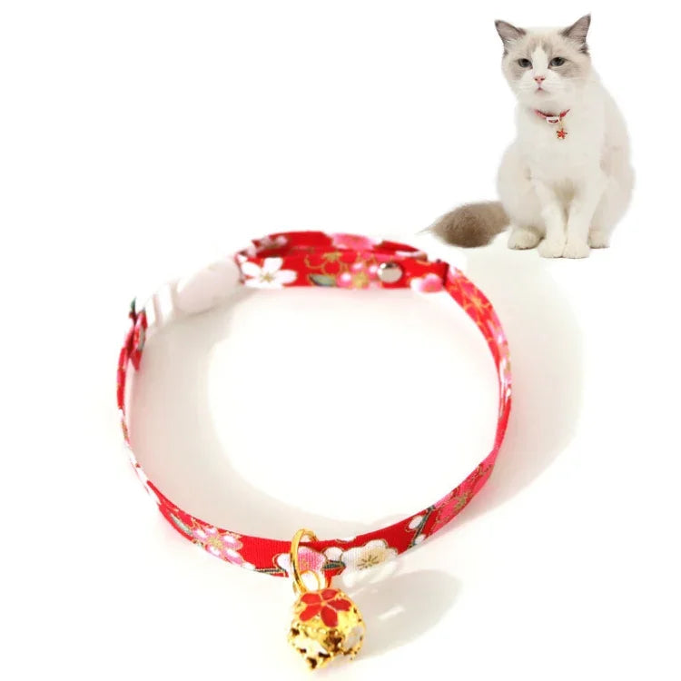 Verstellbares Haustierhalsband mit Blumen- und Glöckchenmotiv für Katzen und Hunde, Größe S (17–32 cm)