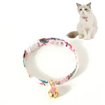 Verstellbares Haustierhalsband mit Blumen- und Glöckchenmotiv für Katzen und Hunde, Größe S (17–32 cm)