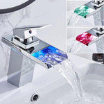 LED Drei Lichter Warm-Kalt-Wasserhahn Badezimmer Wasserfallarmatur CN-Stecker, Schwarz, Galvanisiert Silber