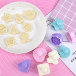 4-in-1 dreidimensionale Fondant-Kekspresseform, Zufällige Stil-Lieferung, Presskuchenform