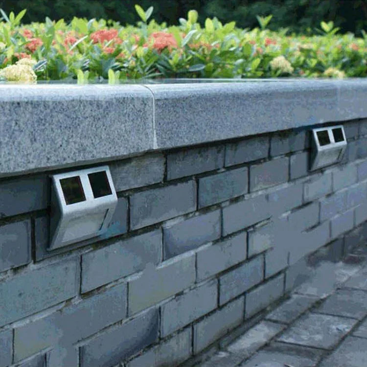 2er LED Solar Wandleuchte mit Lichtsensor, IP44 Wasserdicht, für Außenbereich, Terrasse, Hof, Wege, Garten, Treppen, Stufen, Nachtbeleuchtung, Sicherheit, Weißlicht, Warmlicht