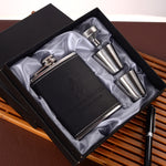 Tragbares Edelstahl-Flachmann-Set mit Weintrichter, Stil: 8OZ New Jack Patch Core, 8OZ Old Jack Patch Core, 8OZ Old Man Patch Core, 8OZ Yellow Floral Pattern Core, 7OZ Black Leather Jack Gray, 7OZ Yellow Leather Jack Old Man Gray          ...