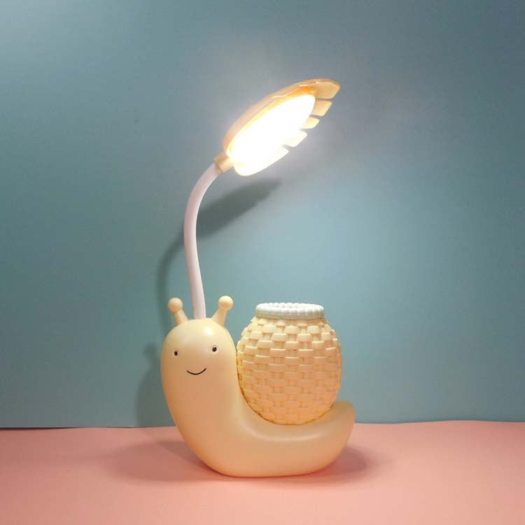 L-0 Cartoon Schnecke Stifthalter USB Wiederaufladbare LED Weiche Augenschutz Schreibtischlampe