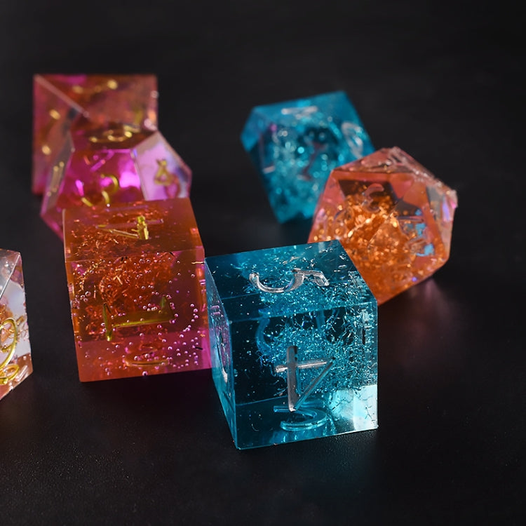 Silikon-Würfelharzformen mit 7 standardmäßigen polyedrischen stereoskopischen Würfelhöhlen, Würfel