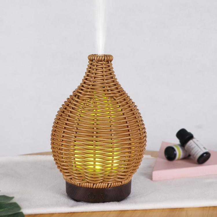 100ML Hohle Rattan Ultraschall-Luftbefeuchter & Aromatherapie-Diffusor mit 7-Farben LED-Lichtern, 5V USB, 24V EU-Stecker