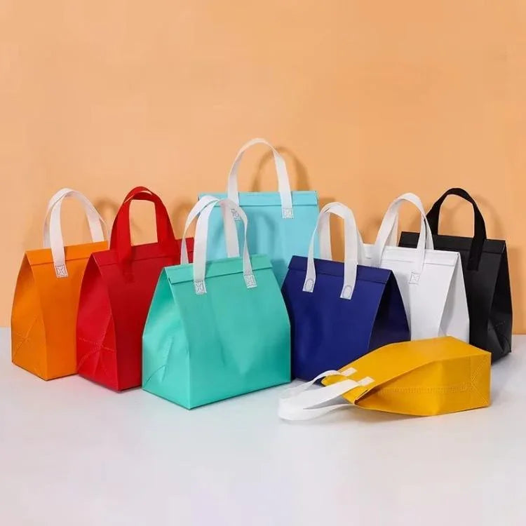 Aluminiumfolie Thermo-Liefertasche, 50 Beutel pro Packung, Größe: 21x26x11cm, Klein 21x26x11cm, Mittel 24x24x15cm, Groß 26x26x17cm, Extra Groß 30x30x20cm