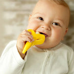 3 Stück Baby-Silikon-Trainingszahnbürste Bananenform Sichere Kleinkind-Beißring-Kauspielzeuge Zahnungshilfe Geschenk für Säuglinge, Gelb-B