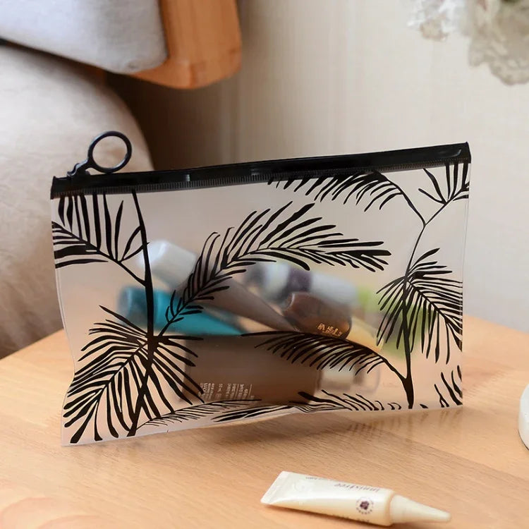 5-teiliges Set aus modischen, transparenten Kosmetiktaschen für Damen – klein und groß – aus PVC – unverzichtbare Make-up-Taschen, Kosmetiktäschchen, Bad- und Waschorganizer