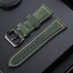Crazy Horse Layer Mattiertes schwarzes Lederarmband mit Dornschließe, Größe: 26 mm