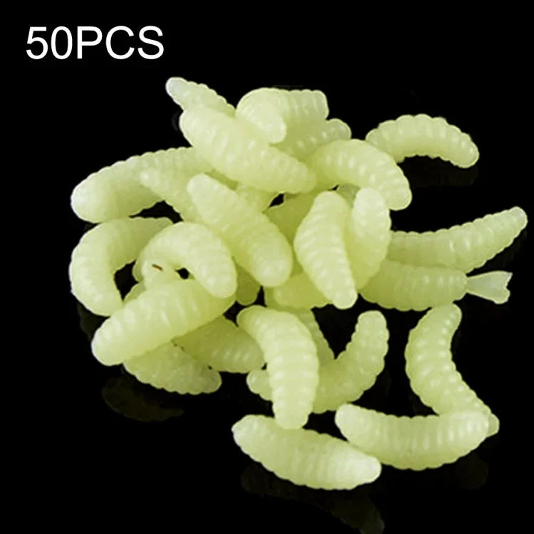 HENGJIA SO106 50 Stück 20mm Simulation Brot Köder Würmer Halbmond Weichköder Reitfisch Wurm Köder Angelausrüstung